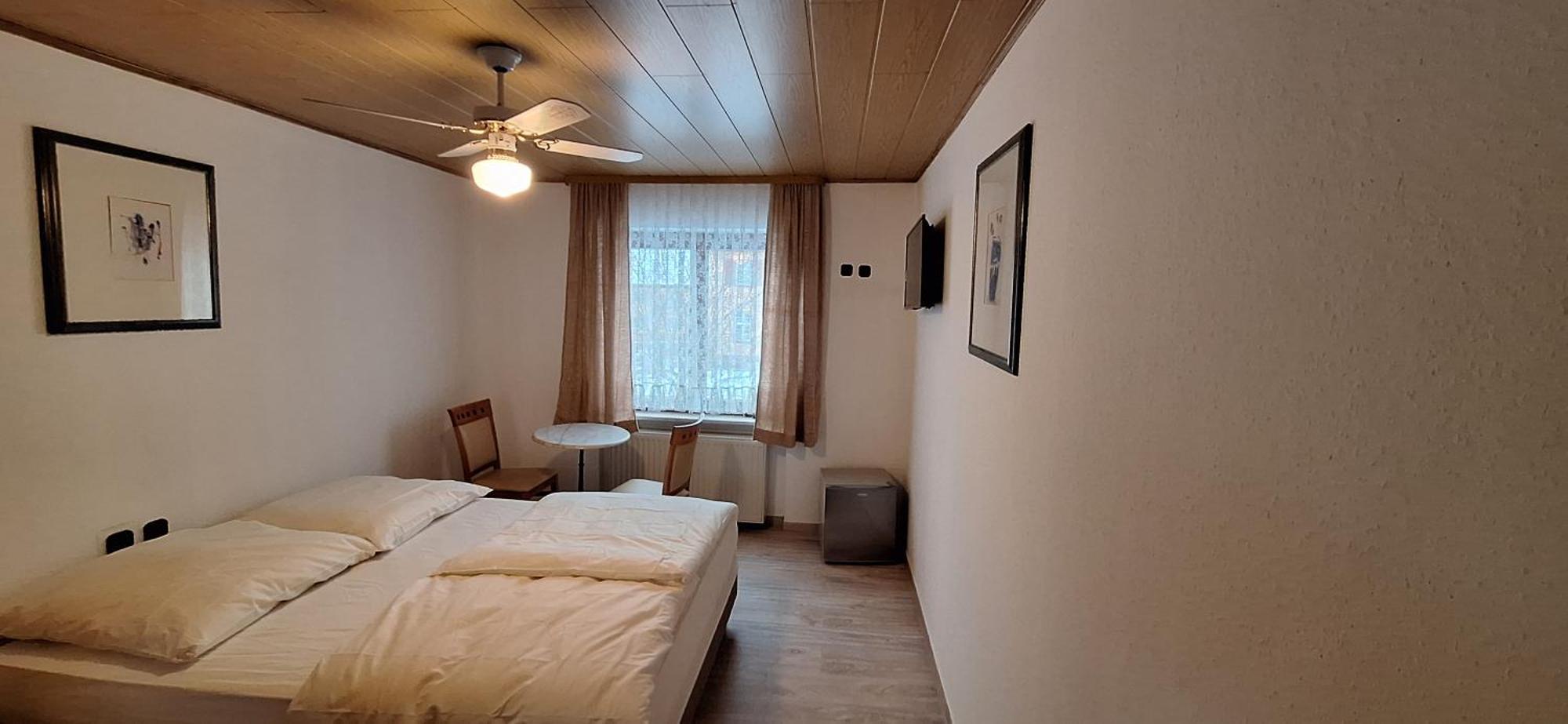 אילמנאו Sharma'S Hotel מראה חיצוני תמונה